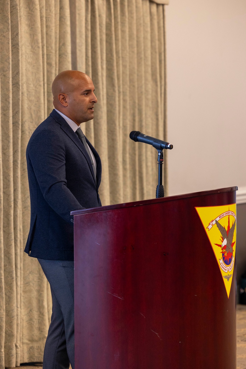 Marine Raider presents keynote at Hispanic Heritage event