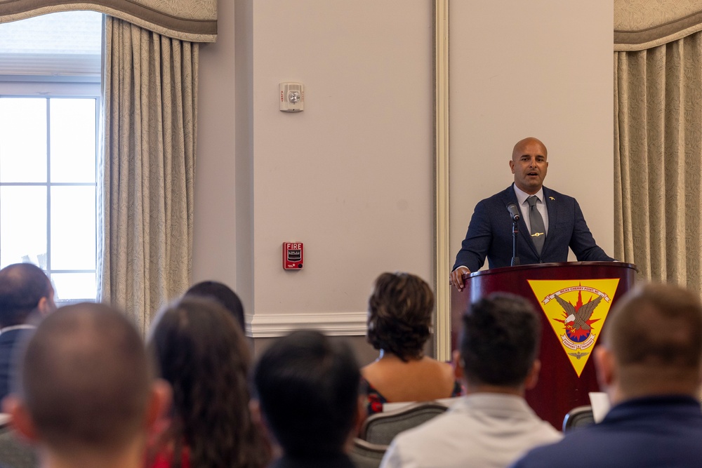 Marine Raider presents keynote at Hispanic Heritage event