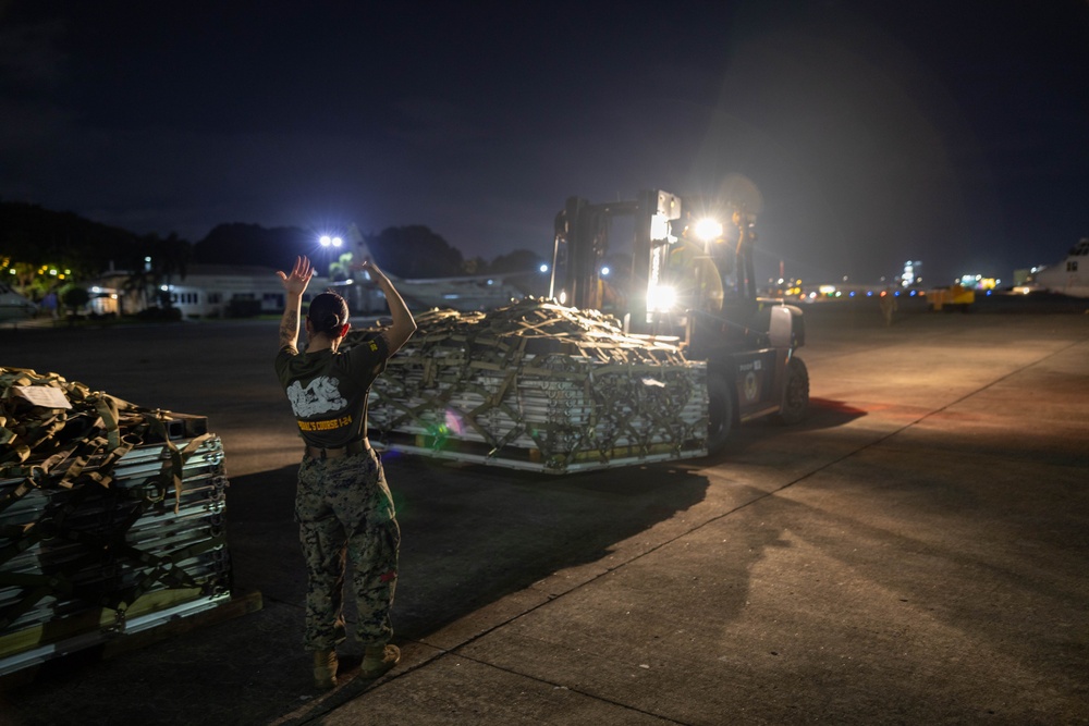 U.S. Marines with III Marine Expeditionary Force support humanitarian relief efforts alongside Philippine allies