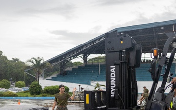 U.S. Marines with III Marine Expeditionary Force support humanitarian relief efforts alongside Philippine allies