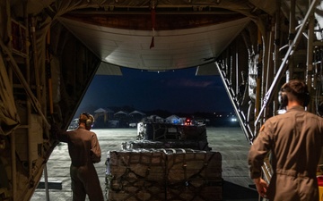 U.S. Marines with III Marine Expeditionary Force support humanitarian relief efforts alongside Philippine allies