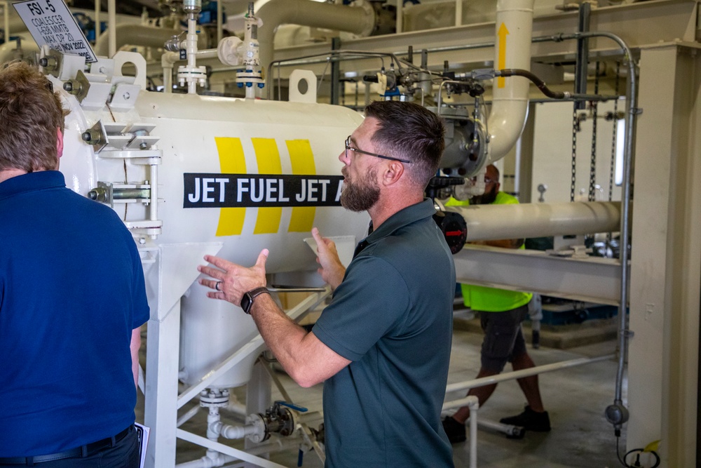Omaha District's POL-MCX hosts overview, Offutt AFB tour