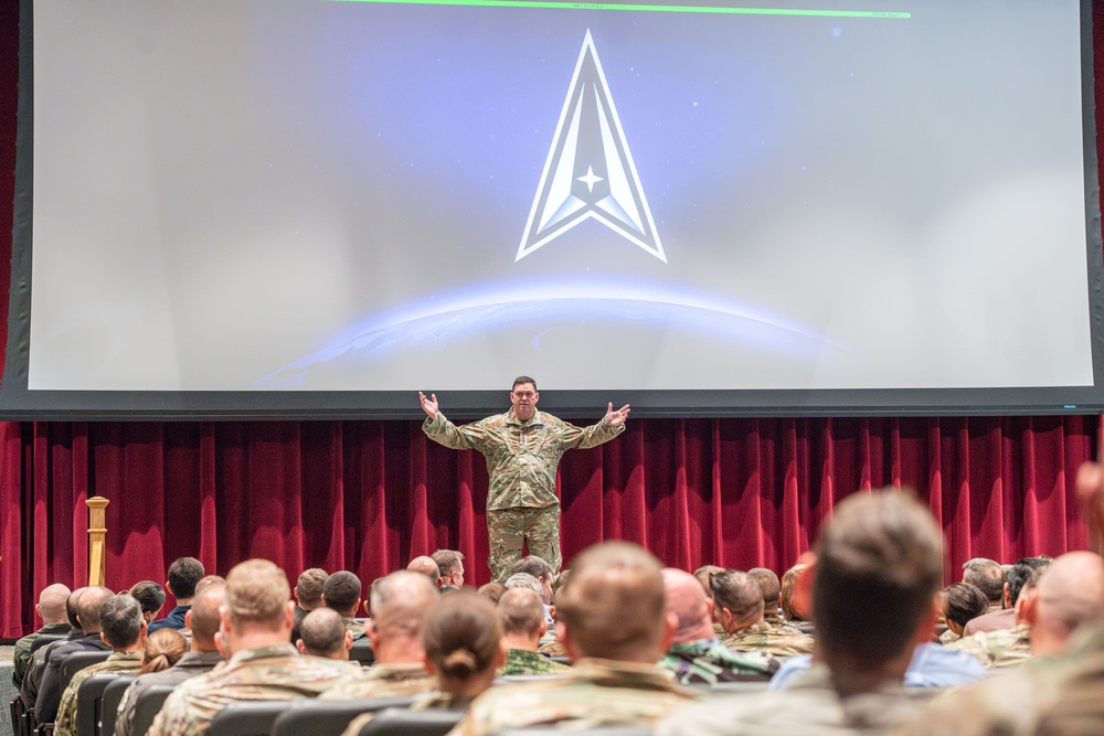 Gen Saltzman visits Maxwell AFB