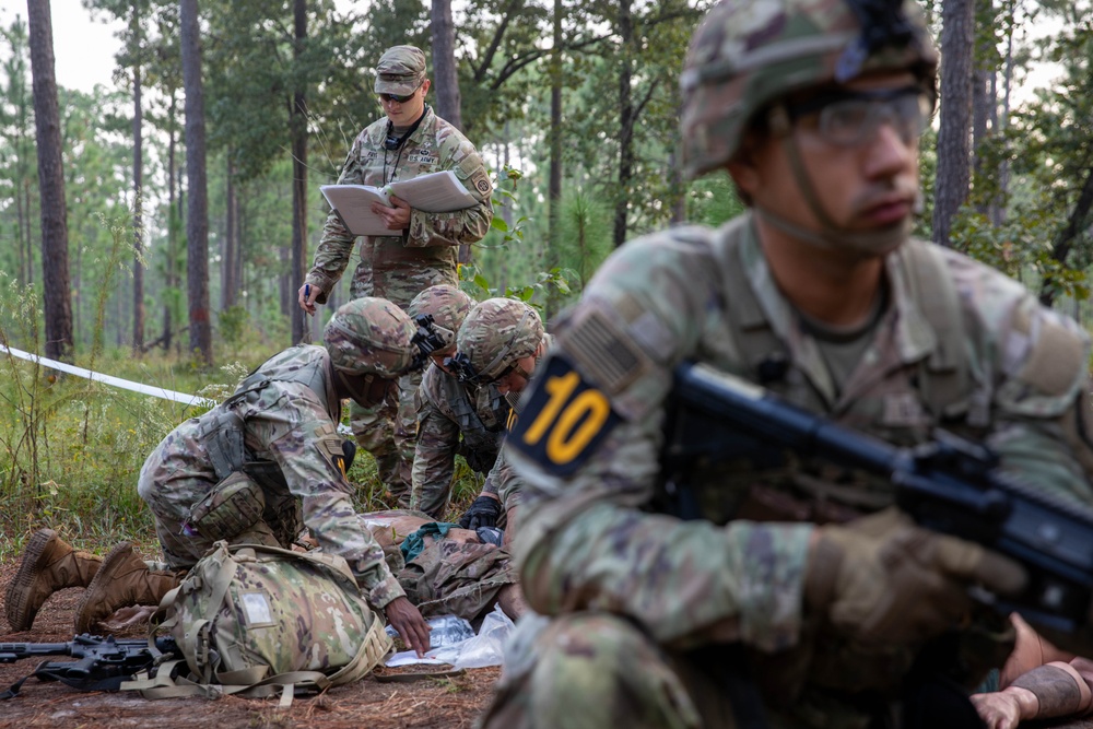 Army Best Squad Competition: Medical Lanes