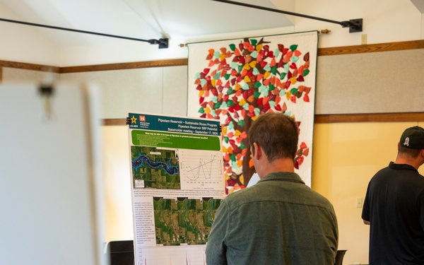 Omaha District holds sustainable rivers program public meeting in Jamestown