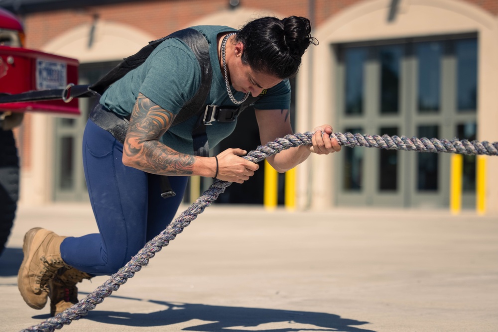 Marine Corps Officer trains for strongman competition