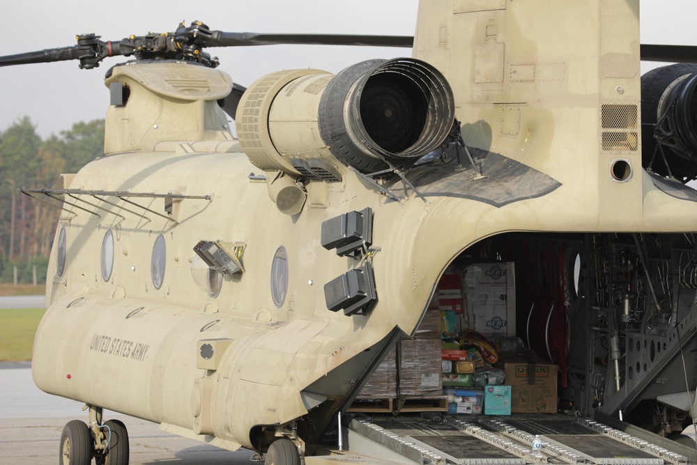 U.S. Army Soldiers from the 82nd Airborne Division help with hurricane relief