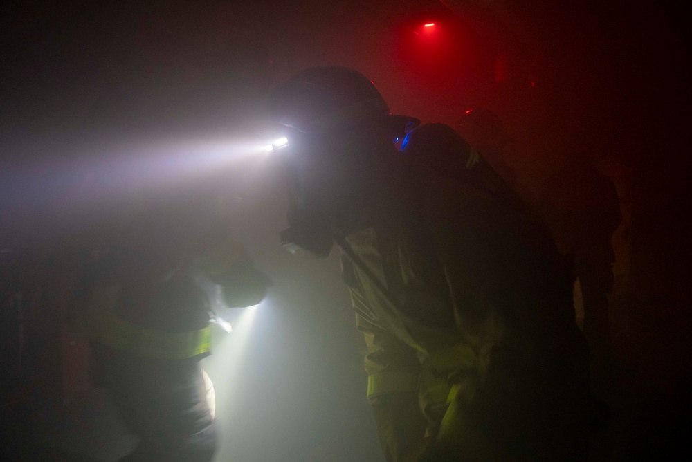 USS Tripoli and San Francisco Fire Department Conduct Joint Training during San Francisco Fleet Week