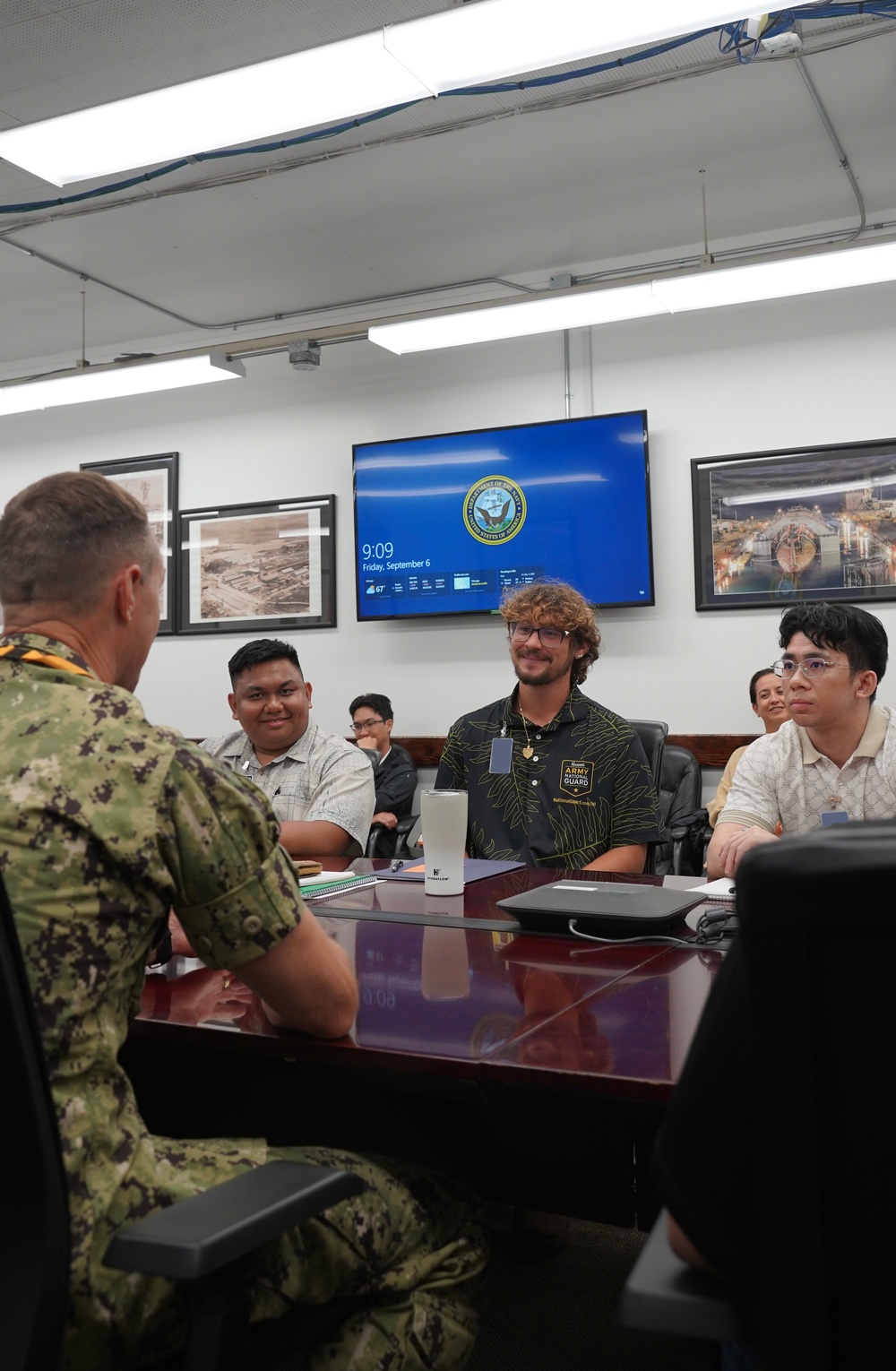 Pearl Harbor Naval Shipyard Welcomes Interns