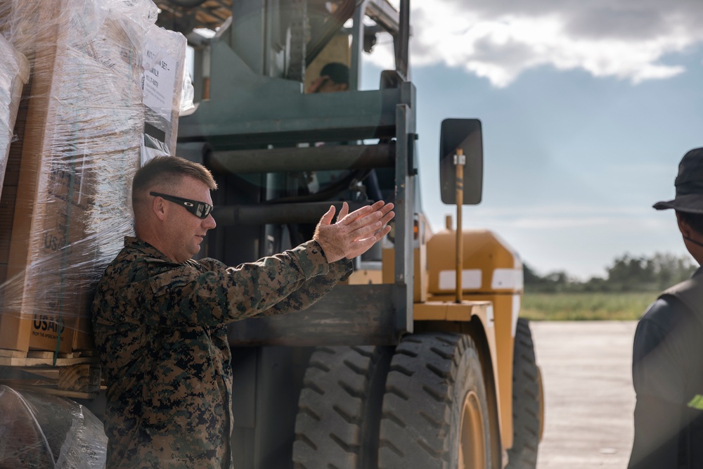 MRF-SEA Marines receive supplies in Laoag to Support Relief Efforts Alongside Philippine Allies