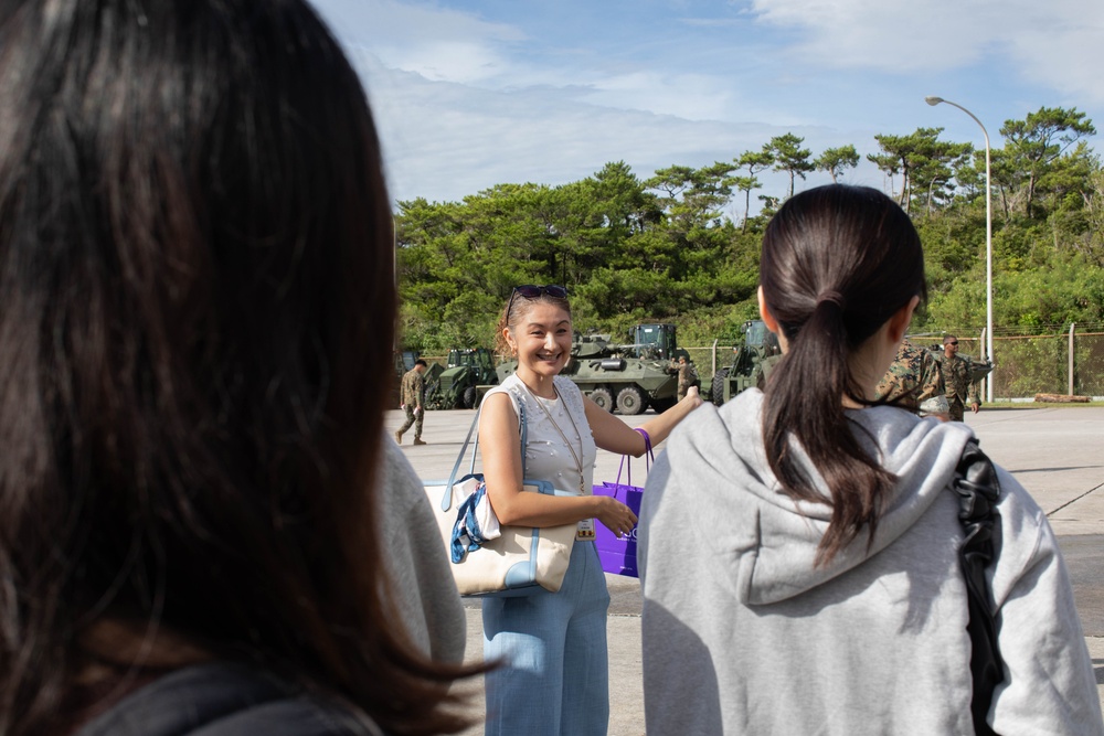 Waseda University Students Tour Camp Schwab