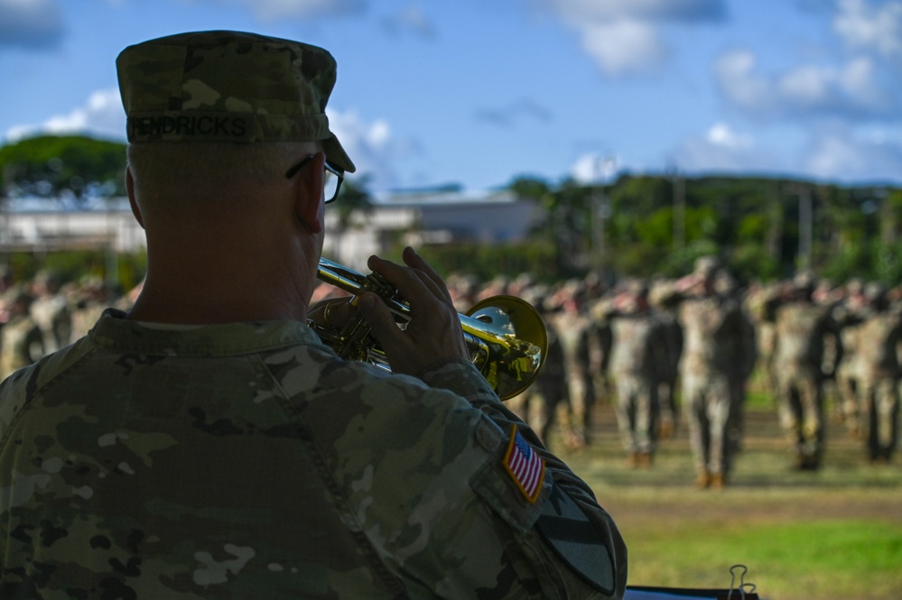 Army Hawaii Welcomes New Soldiers in Traditional Patching Ceremony