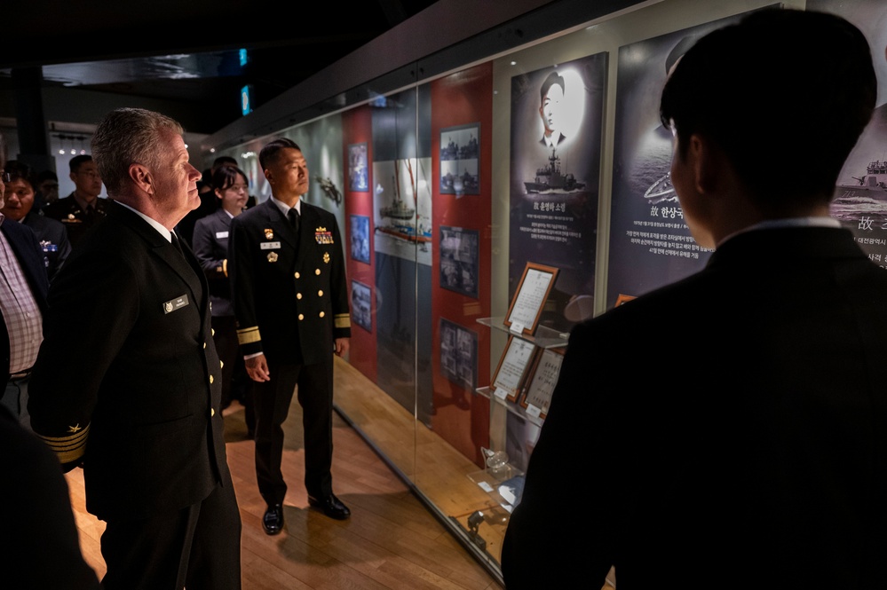 CDRUSINDOPACOM visits The Cheonan Memorial