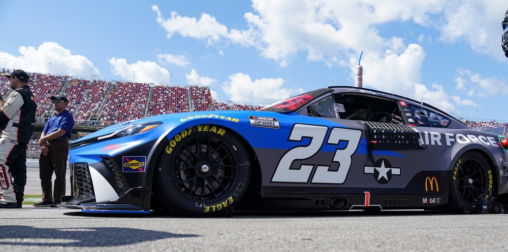 Airmen and families experience NASCAR at Talladega; Air Force and Space Force welcome new recruits