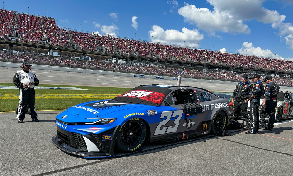 Airmen and families experience NASCAR at Talladega; Air Force and Space Force welcome new recruits