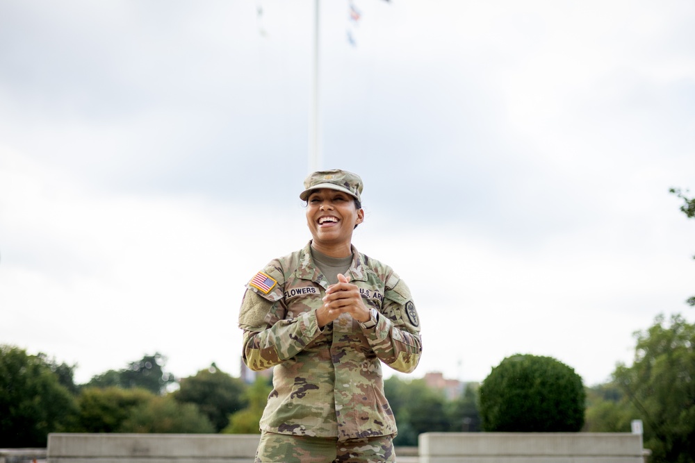 Charlie Company, Medical Readiness Brigade, National Capital Region, hosts change of command at Walter Reed