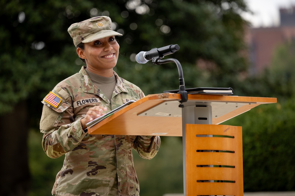 Charlie Company, Medical Readiness Brigade, National Capital Region, hosts change of command at Walter Reed