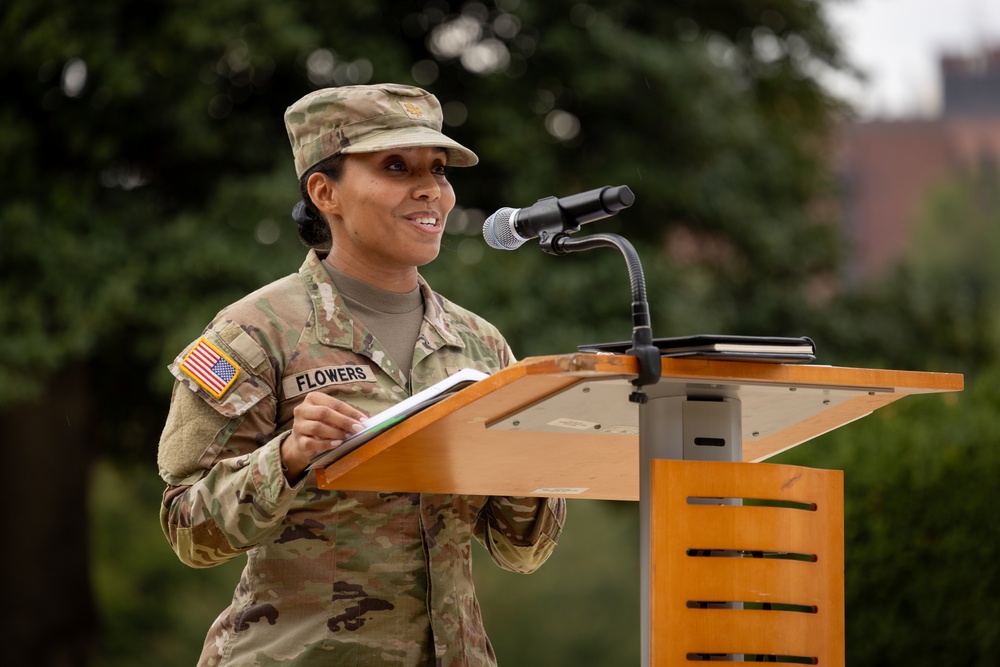 Charlie Company, Medical Readiness Brigade, National Capital Region, hosts change of command at Walter Reed