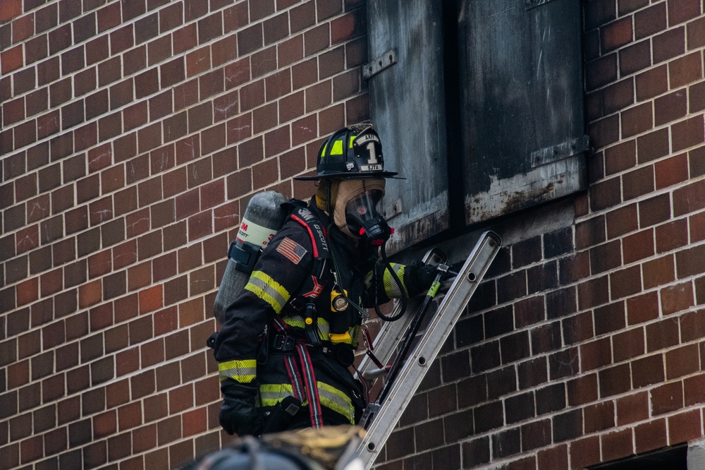 177th Fighter Wing Joins Local Fire Department for Controlled Burn VEIS Training