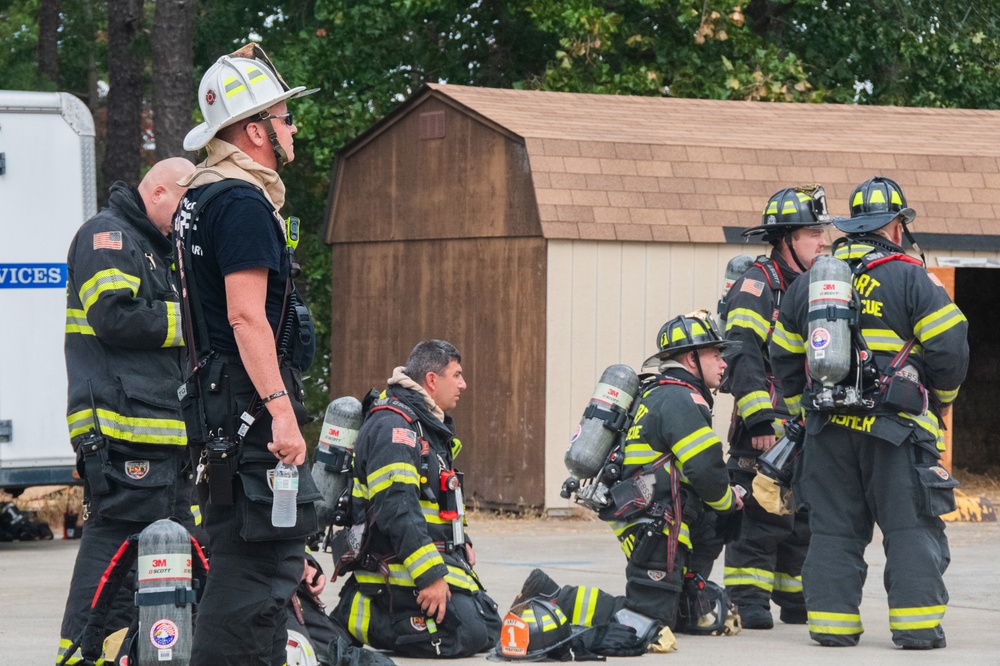 177th Fighter Wing Joins Local Fire Department for Controlled Burn VEIS Training