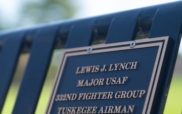 Scott AFB honors Tuskegee Airman in bench unveiling ceremony