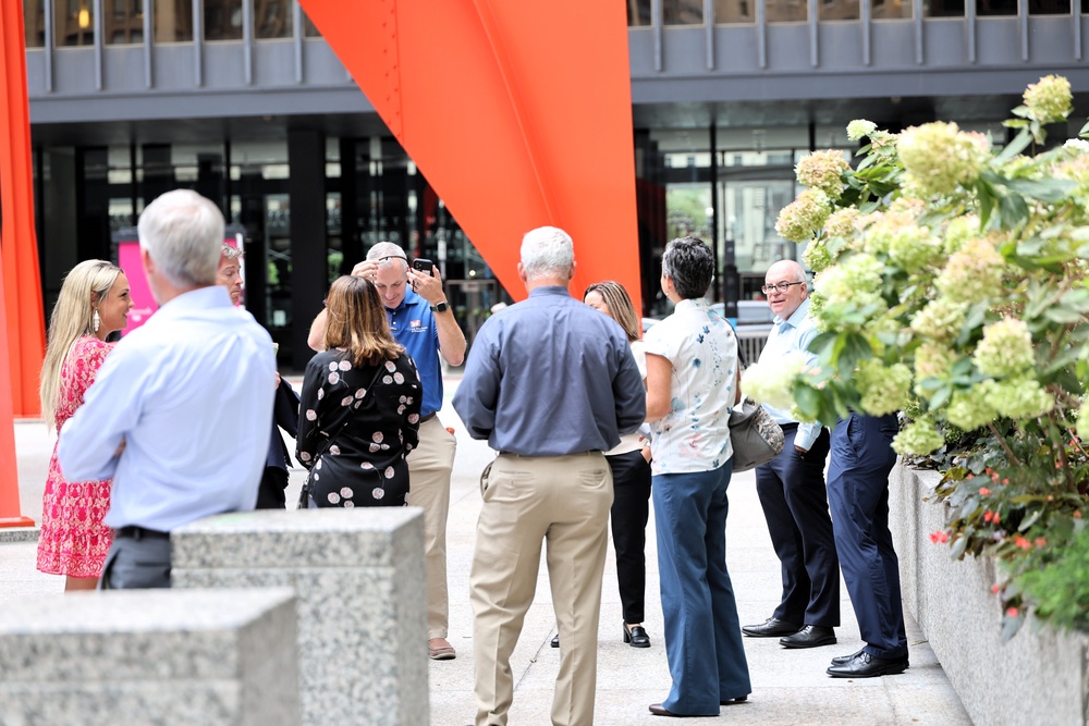 AEMO visits USACE Chicago to discuss to brief senior leadership on current Army marketing