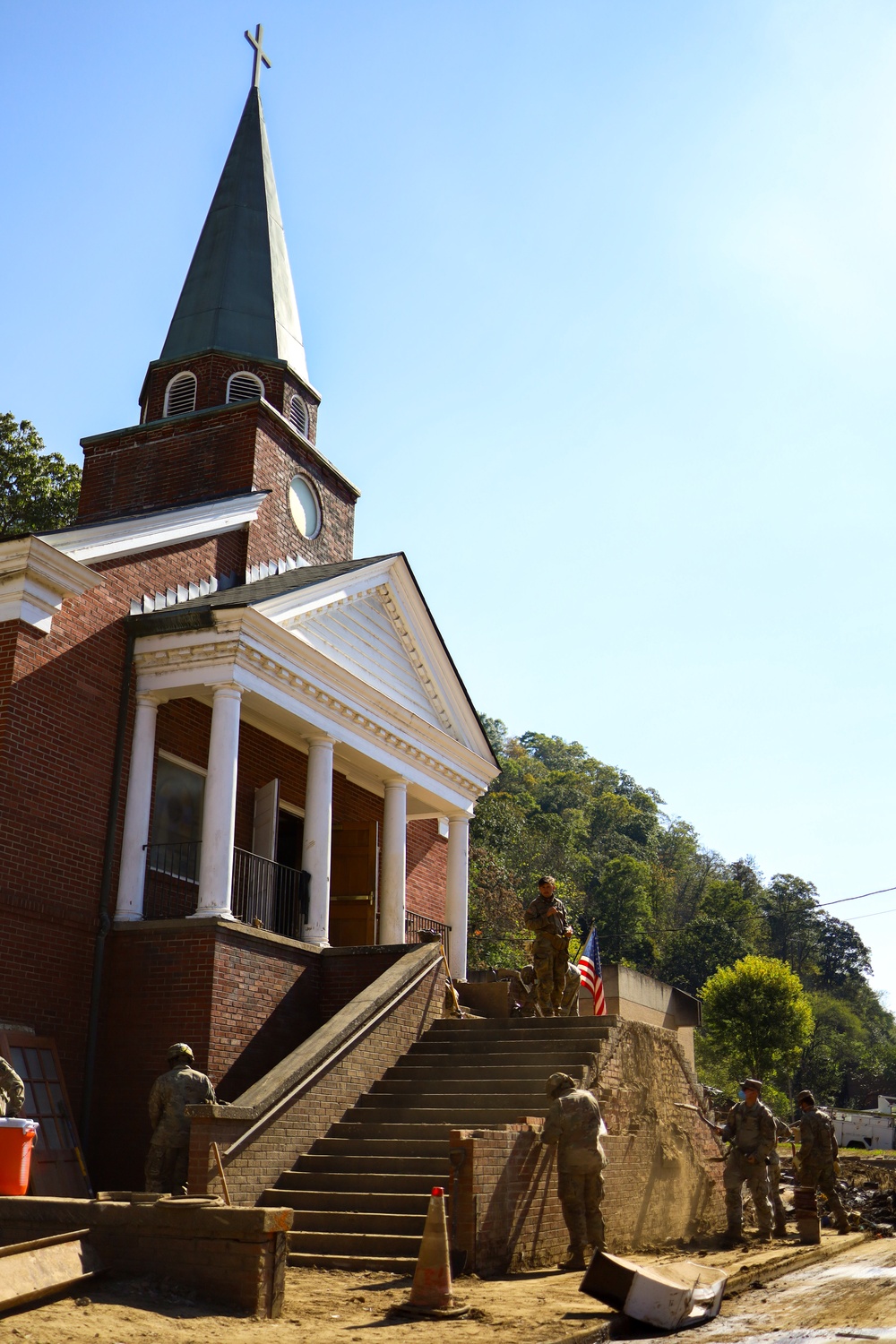 20th Engineer Brigade Soldiers Assist In Marshall North Carolina