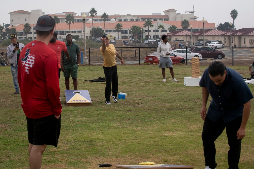 USS Carl Vinson Holds Command Picnic and Resource Fair