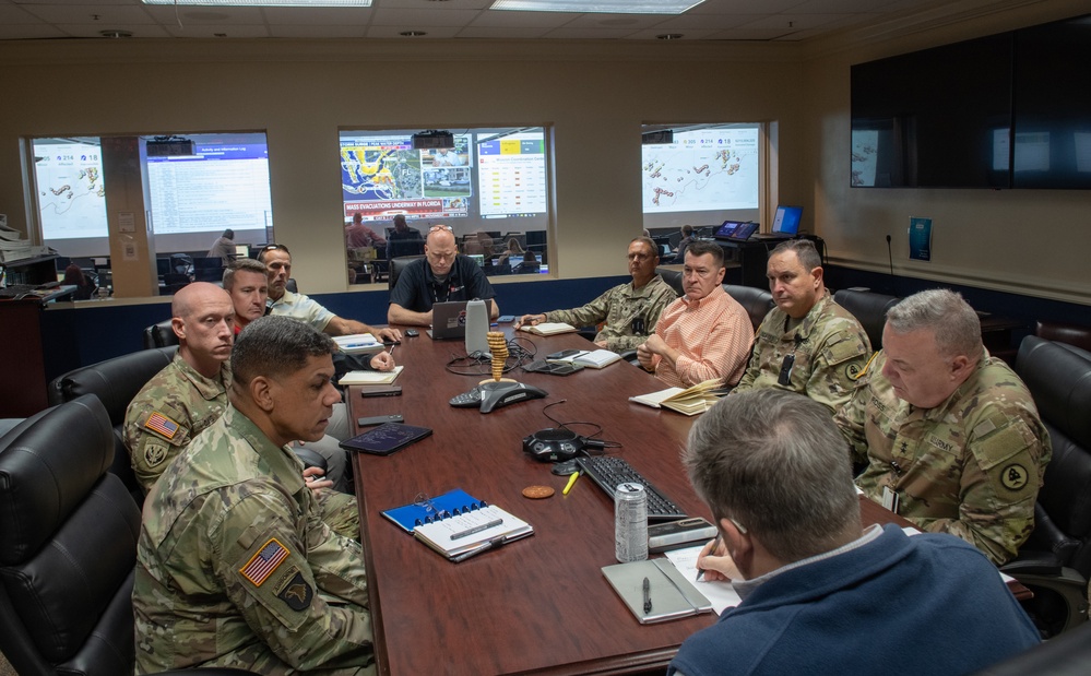 USACE Division Commander Visits Tenn. National Guard and Emergency Management Agency