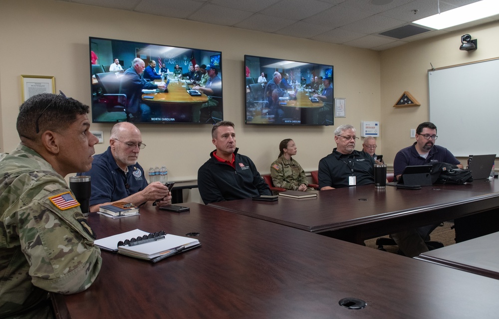 USACE Division Commander Visits Tenn. National Guard and Emergency Management Agency