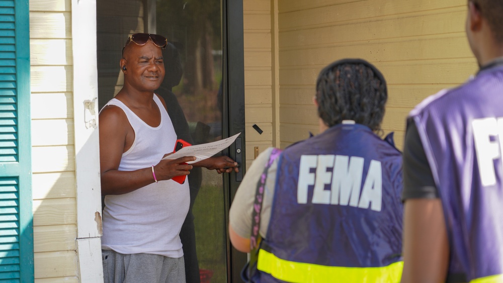 Disaster Survivor Assistance Crew #1 Canvassing a Neighborhood on Tyndall Drive in Valdosta. Georgia