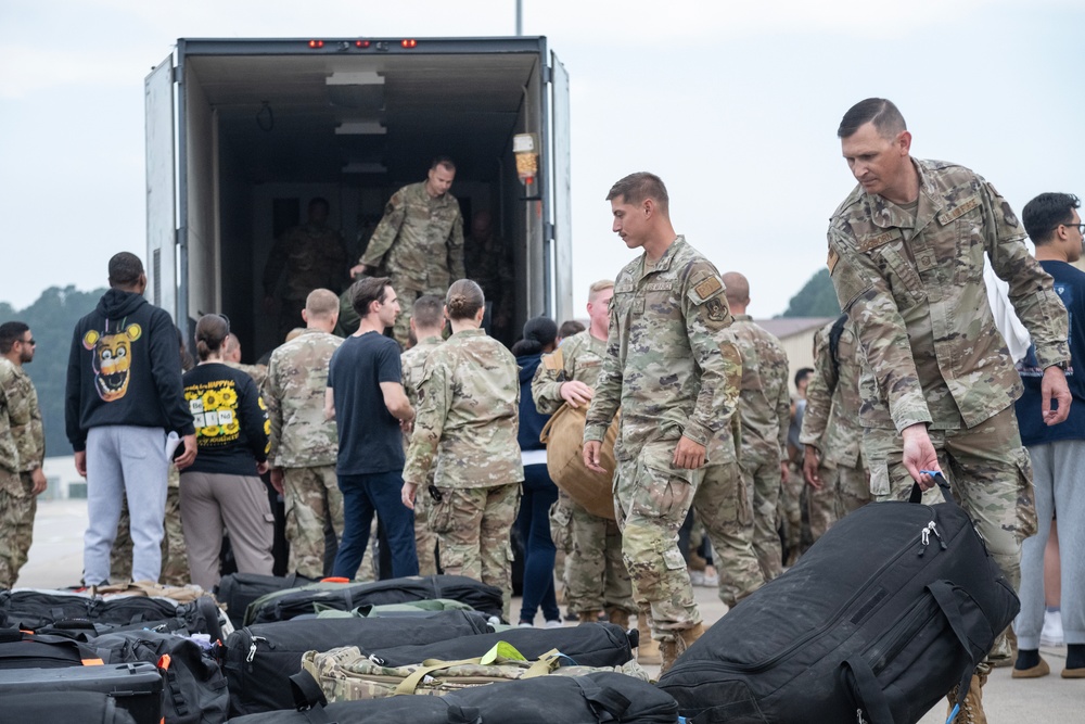 4th Fighter Wing Airmen return from deployment