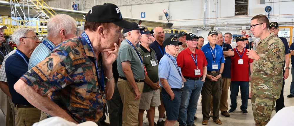 B-52 Stratofortress Association visits the OC-ALC