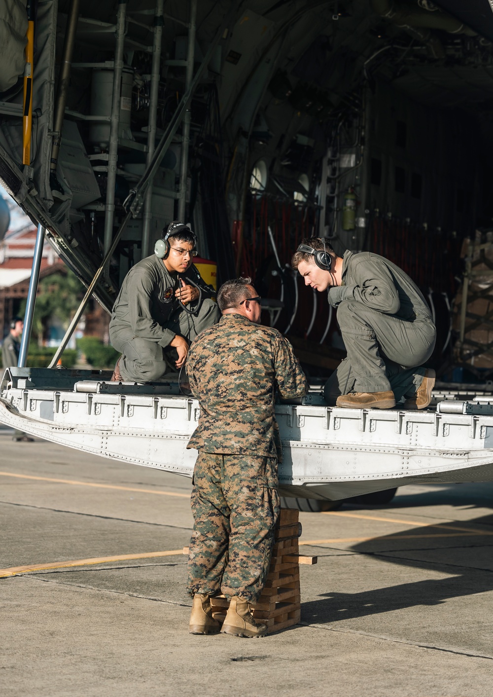 MRF-SEA Marines receive supplies in Laoag to Support Relief Efforts Alongside Philippine Allies