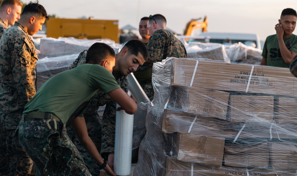 MRF-SEA Marines receive supplies in Laoag to Support Relief Efforts Alongside Philippine Allies