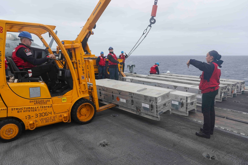 USS George Washington uploads NATO Seasparrow Missile System
