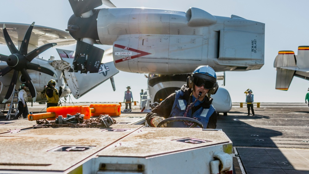 USS George Washington Conducts Flight Operations