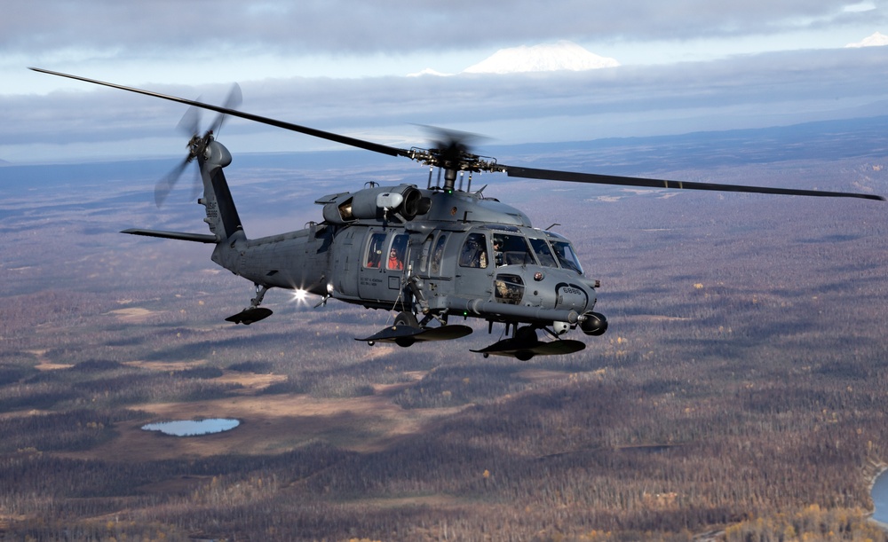 176th Wing Rescue Triad hones skills over Alaska