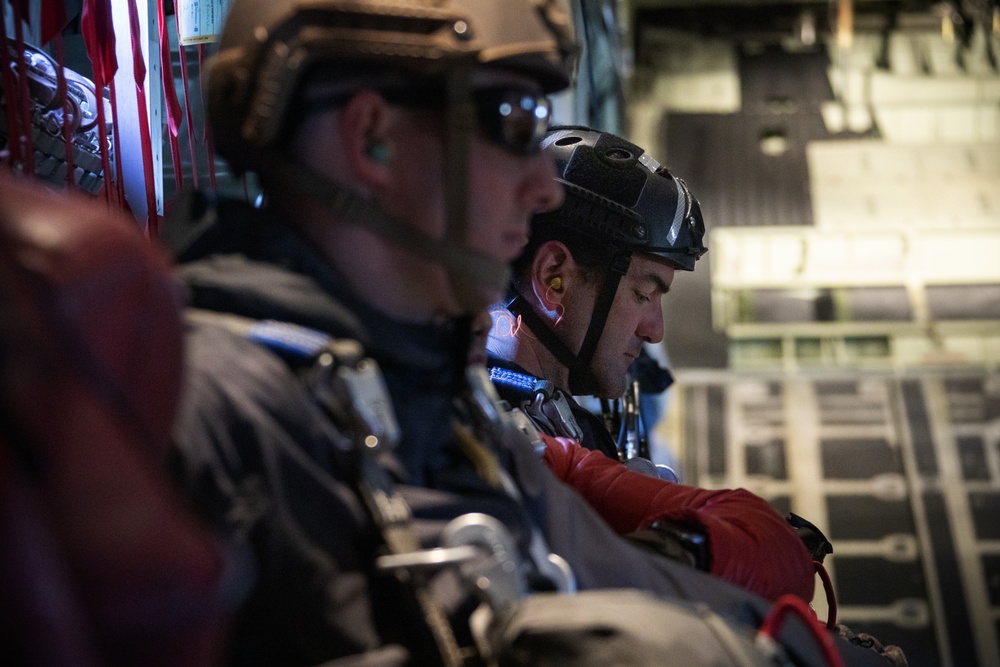 176th Wing Rescue Triad hones skills over Alaska