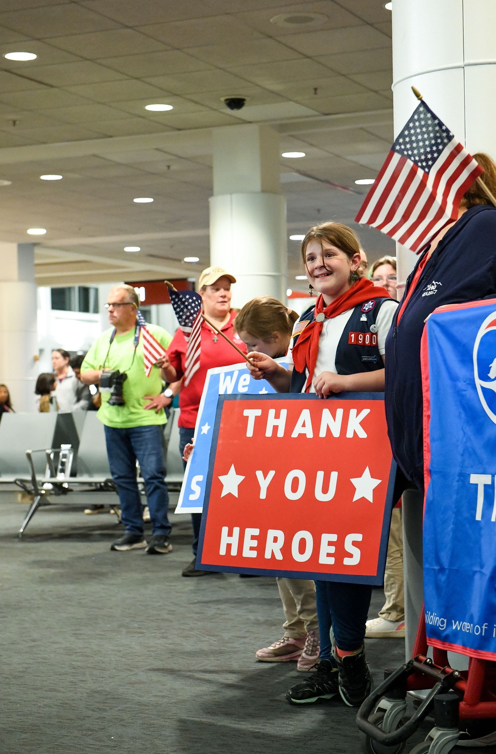 Puget Sound Honor Flight celebrates U.S. veterans homecoming