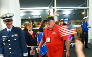 Puget Sound Honor Flight celebrates U.S. veterans homecoming