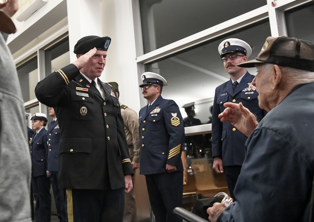 Puget Sound Honor Flight celebrates U.S. veterans homecoming