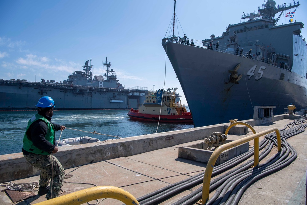 USS Comstock Returns Home After Successful Deployment