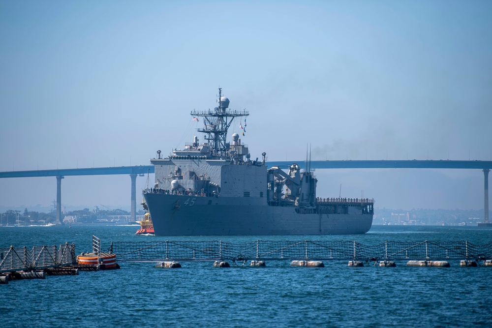 USS Comstock Returns Home After Successful Deployment