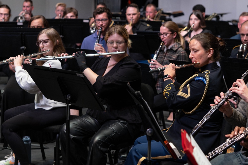 The U.S. Army Band performs jointly with George Mason University music students in community concert