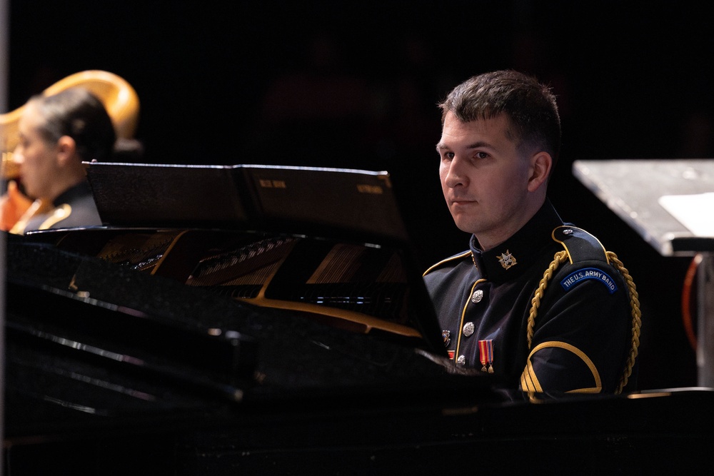 The U.S. Army Band performs jointly with George Mason University music students in community concert