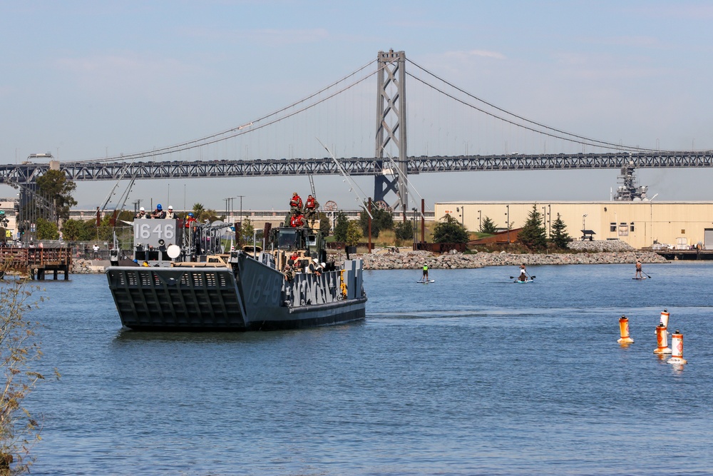 DVIDS Images San Francisco Fleet Week 2024 LCU Offload [Image 1 of 12]