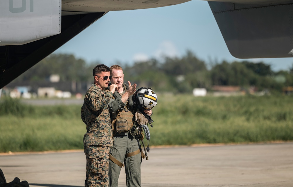 MRF-SEA Marines load MV-22 Osprey’s in Laoag to Support Relief Efforts Alongside Philippine Allies