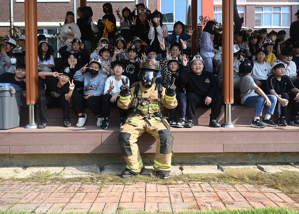 USAF, ROKAF visit local school for Fire Prevention Week