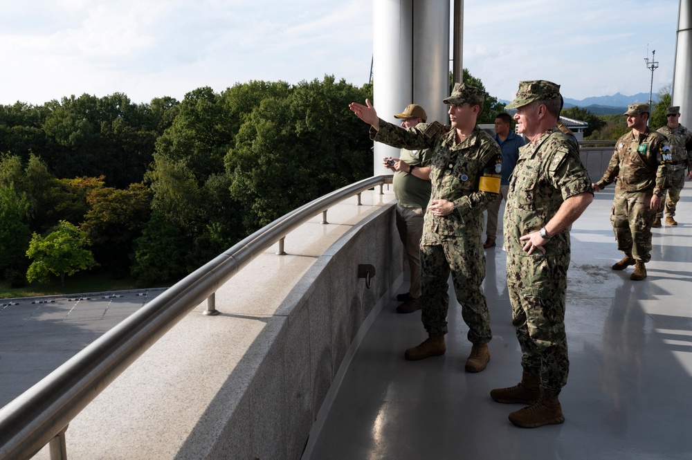 CDRUSINDOPACOM visits Korean Demilitarized Zone